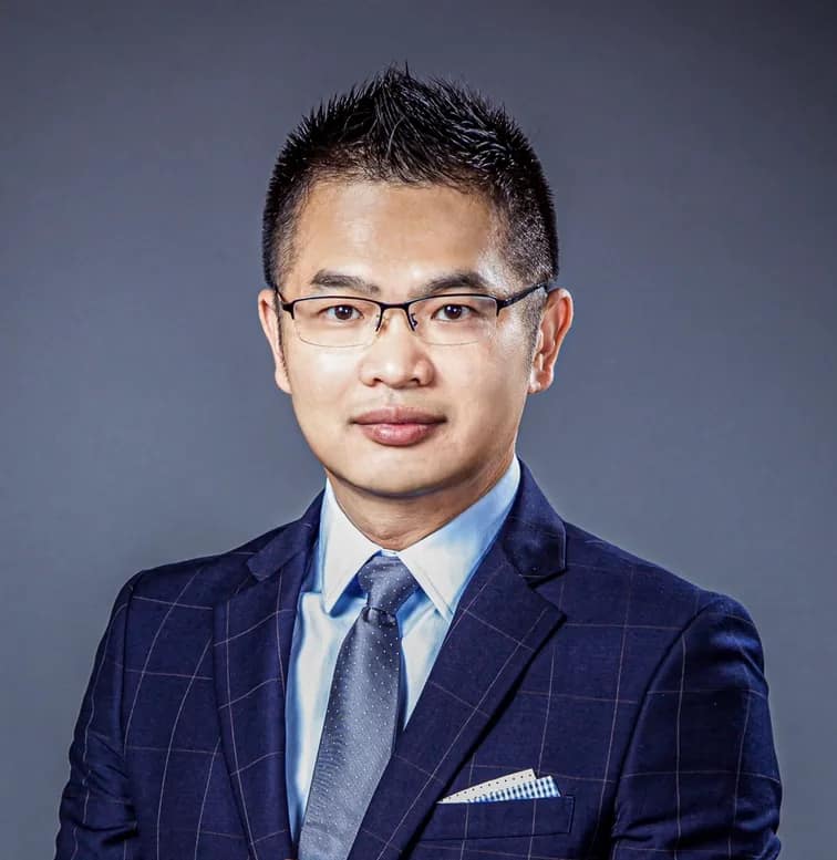 Kevin Long (Personal Real Estate Corporation）