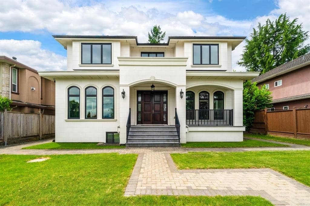 4758 Bond Street, Burnaby, BC