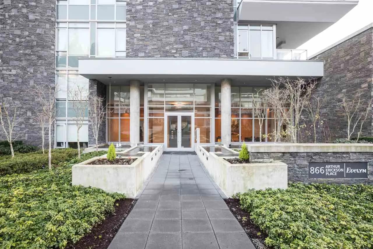 Unit 400, 866 Arthur Erickson Pl, West Vancouver, BC V7T 1J1