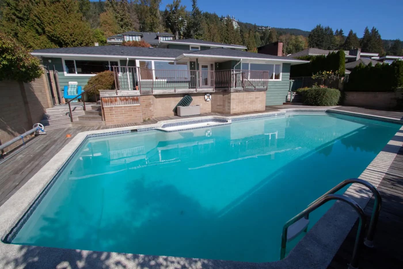 3365 Craigend Road, West Vancouver, BC V7V 3G1