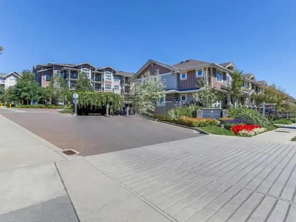 #106-5665 Irmin Street, Burnaby BC V5J 0C4