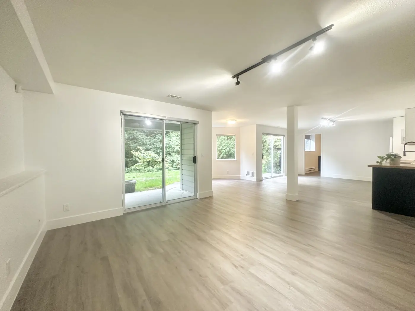5612 Westhaven Court, West Vancouver BC V7W 1T6