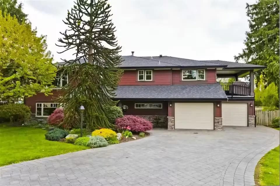 4894 12A Avenue, Delta, BC, V4M 2B5