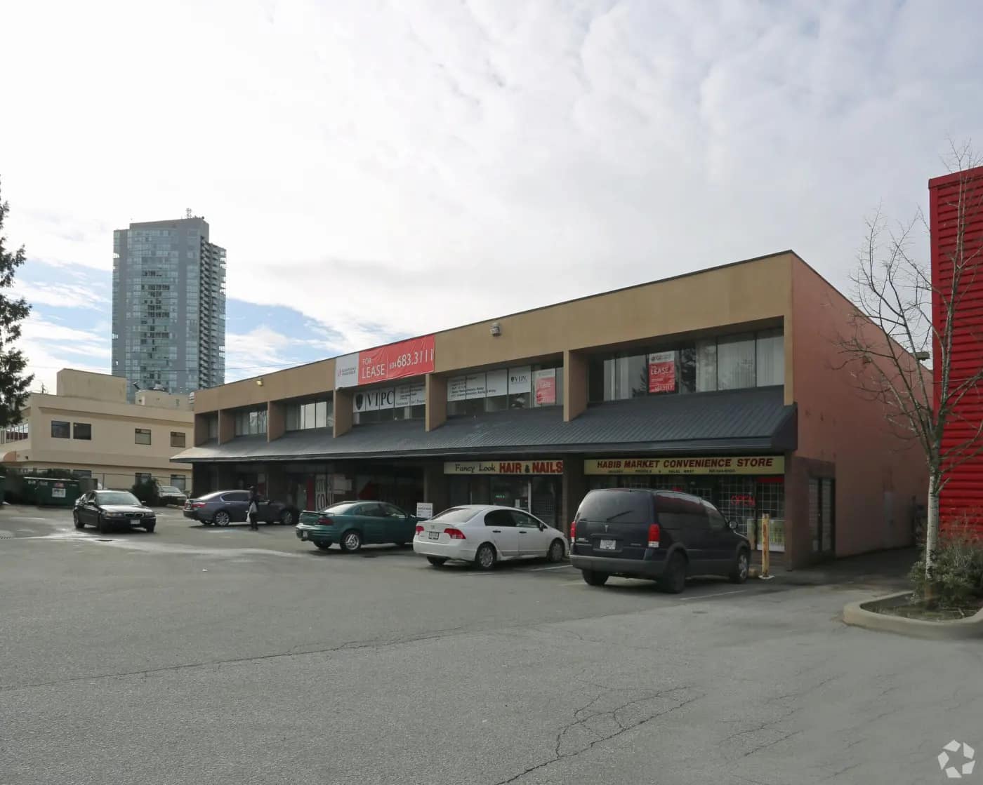 10100 King George Blvd, Surrey, BC V3T 2W4
