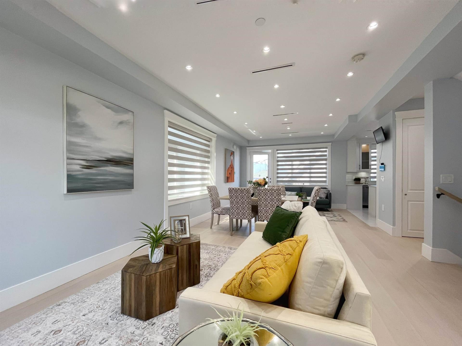 3275 E 20TH Avenue, Vancouver V5M 2V6