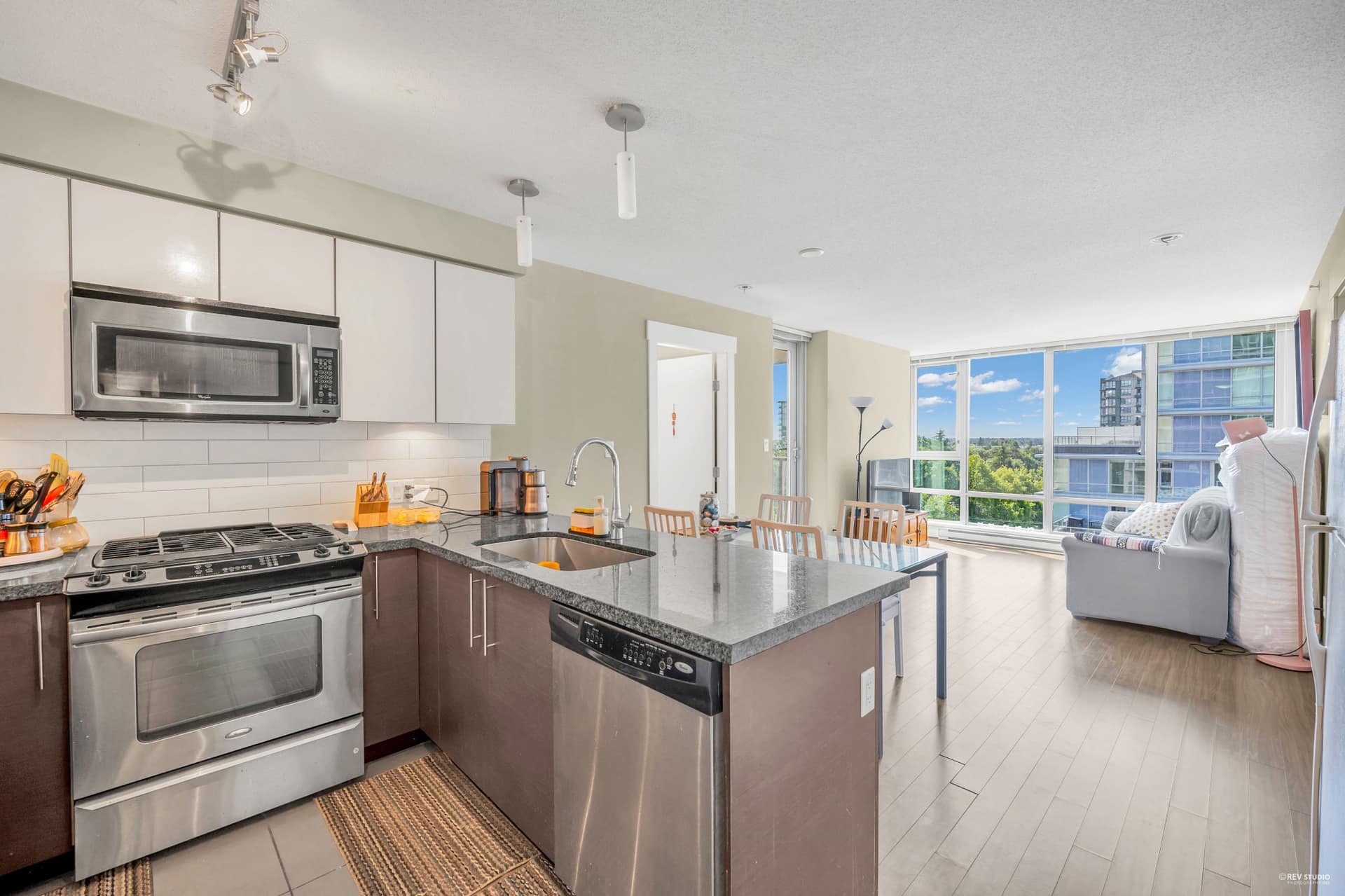 1009-6733 Buswell Street, Richmond BC V6Y 2Y8