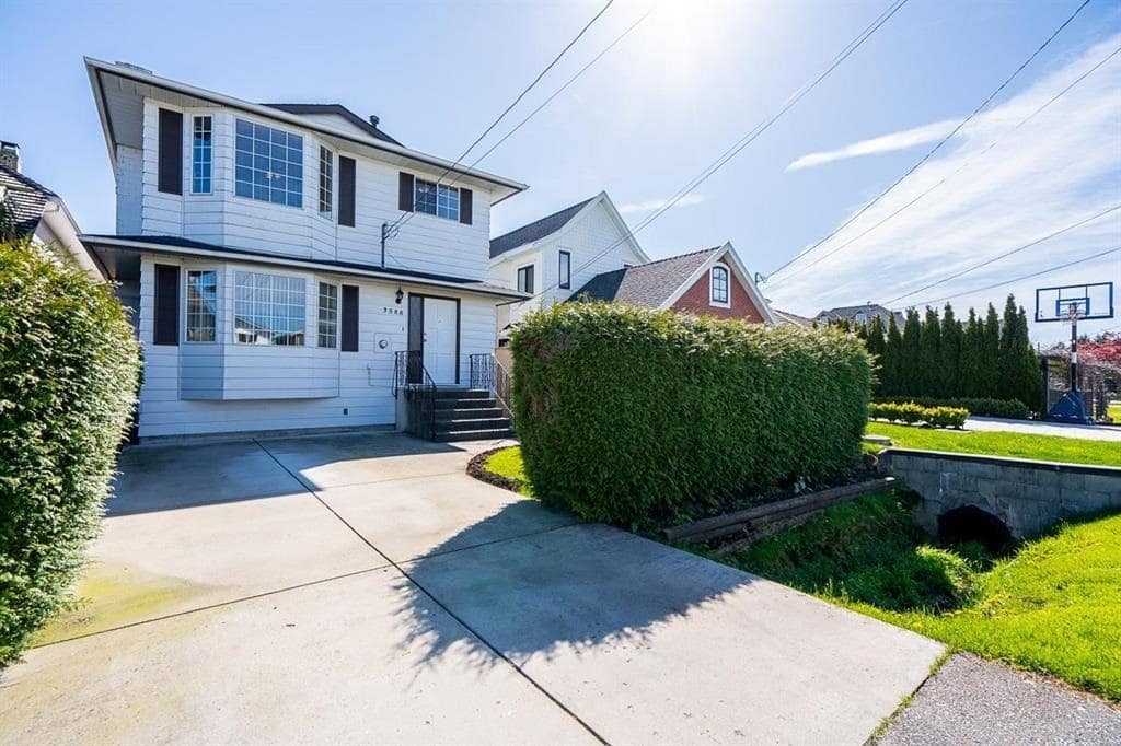 3588 Georgia Street, Richmond BC V7E 2S1