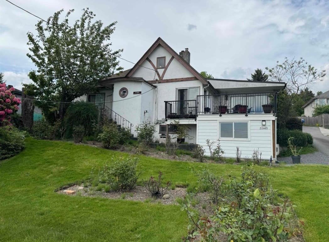 33465 1st Avenue, Mission BC V2V 1H1