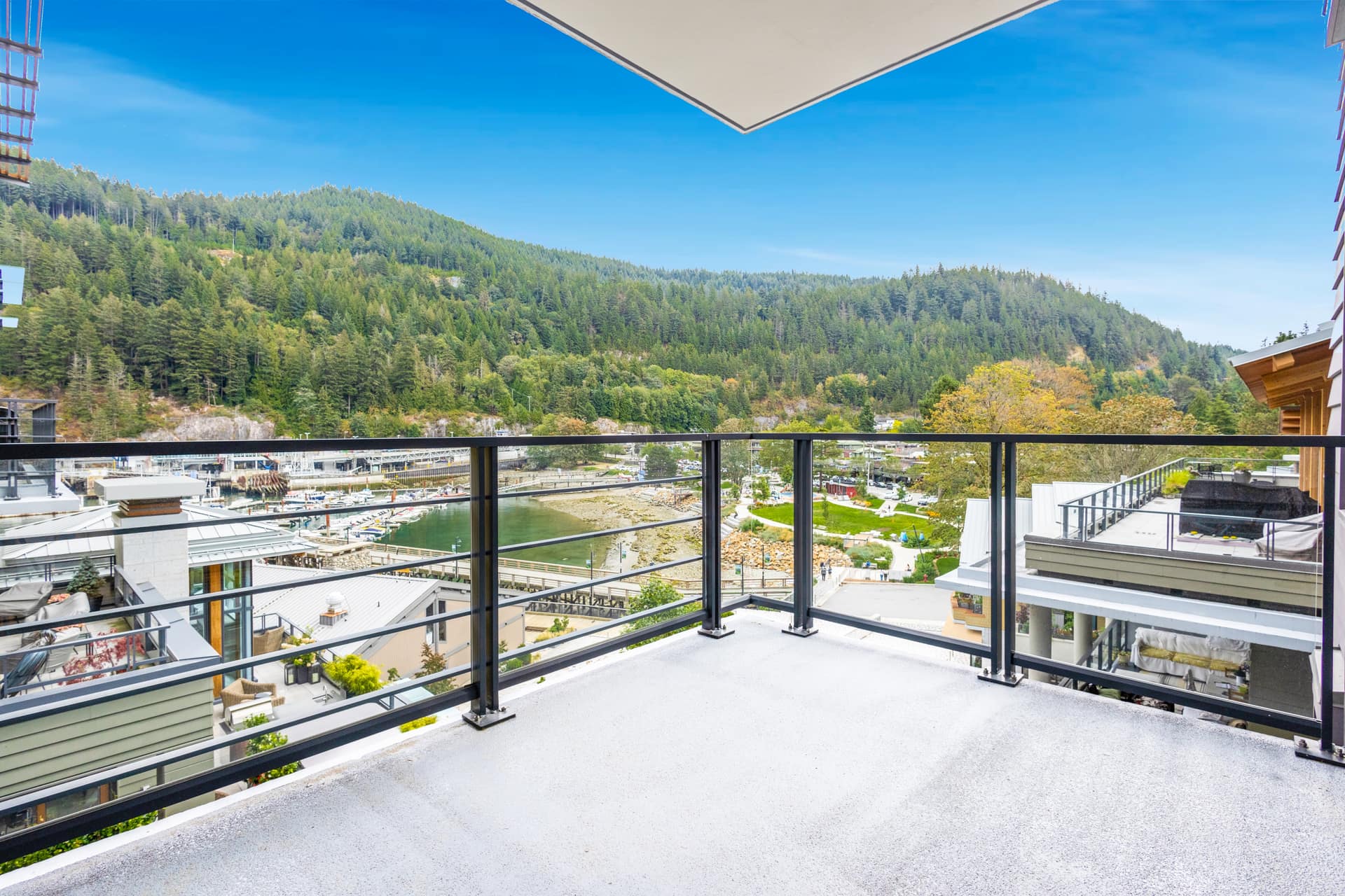 503-6699 Nelson Avenue, West Vancouver BC V7W 2B2