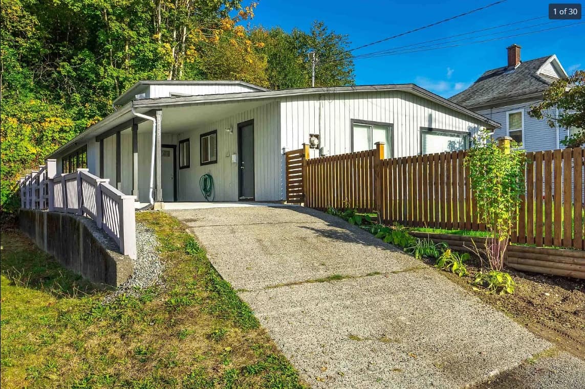 Unit 1 – 33331 3rd Avenue, Mission V2V 1P1