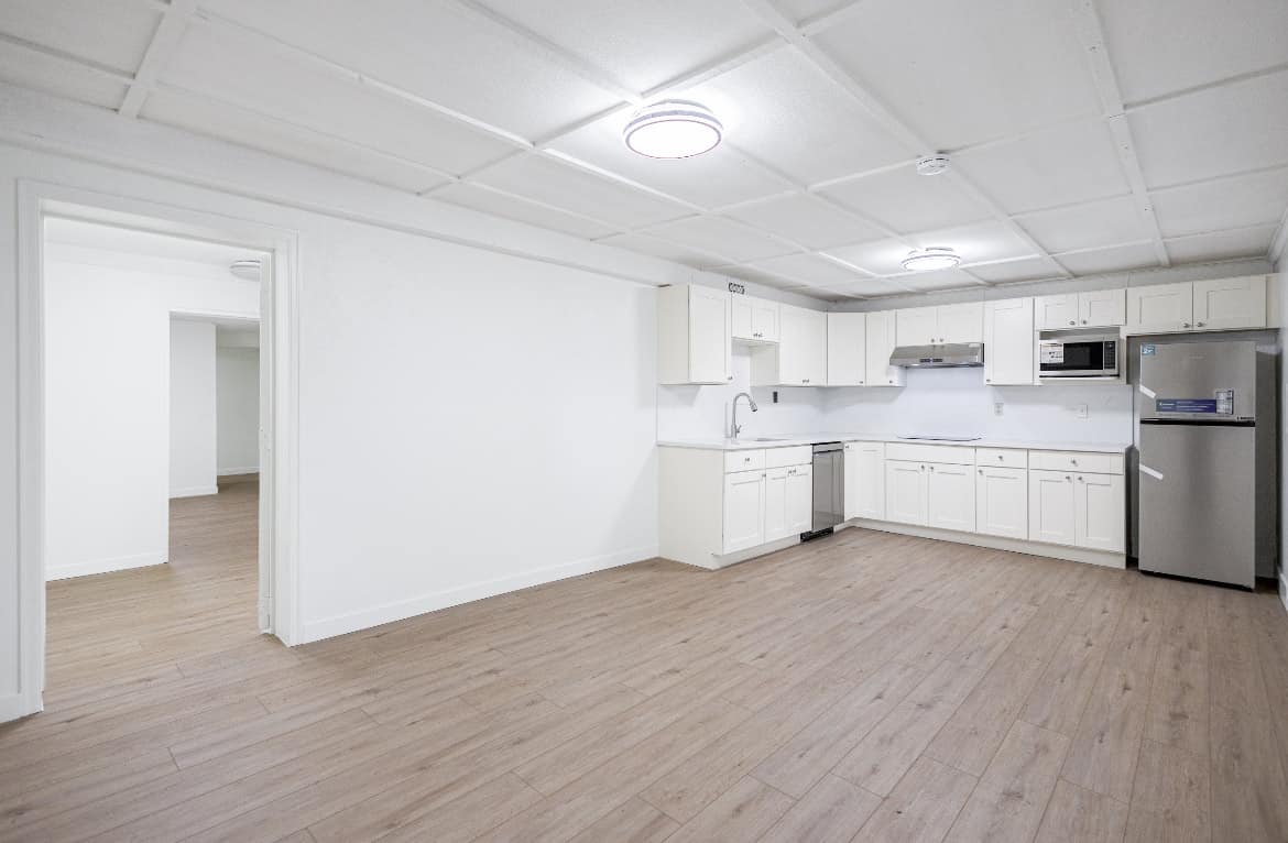 2966 8th Avenue East, Vancouver BC V5M 1X1(basement)