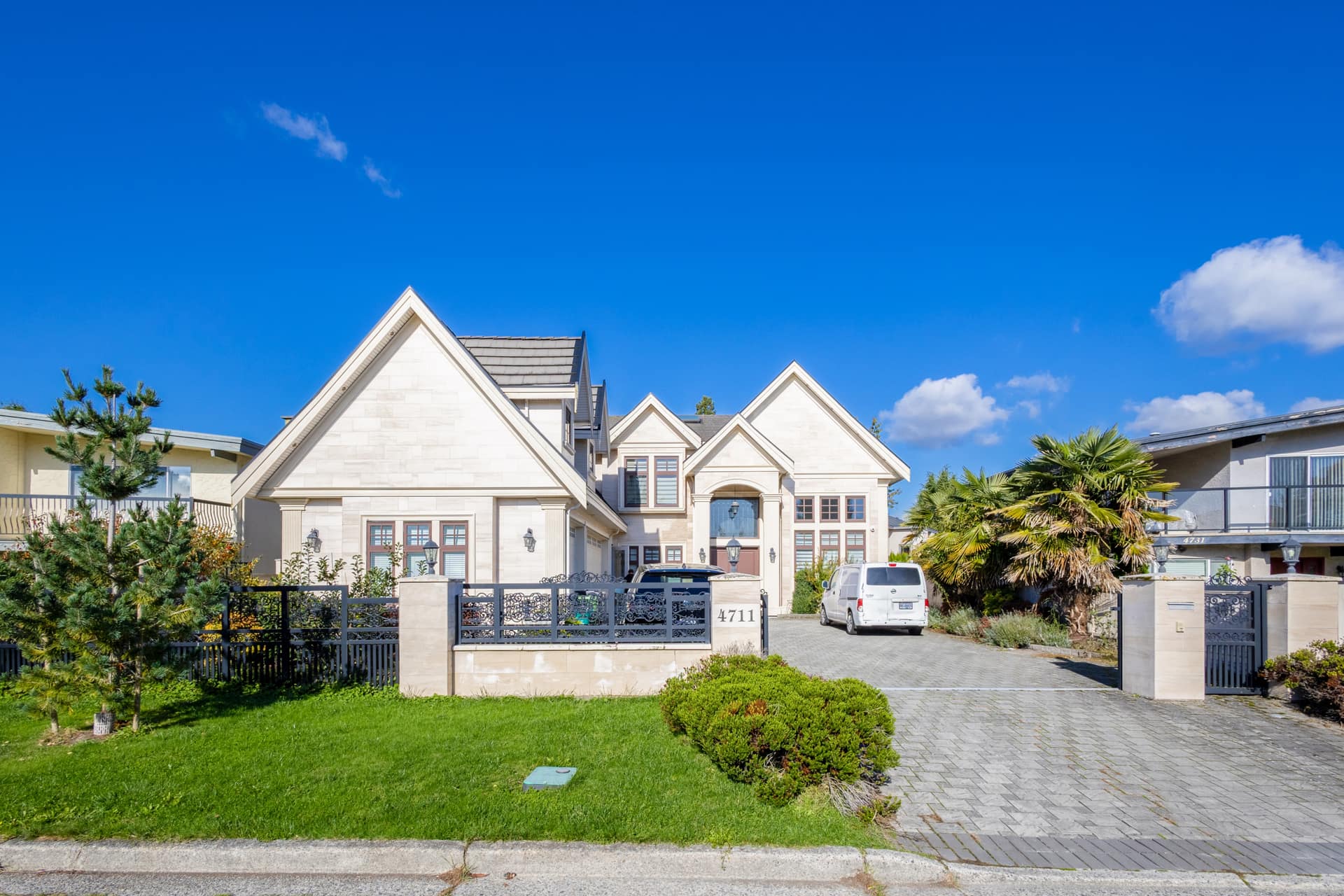 4711 Larkspur Avenue, Richmond BC V7C 2H9