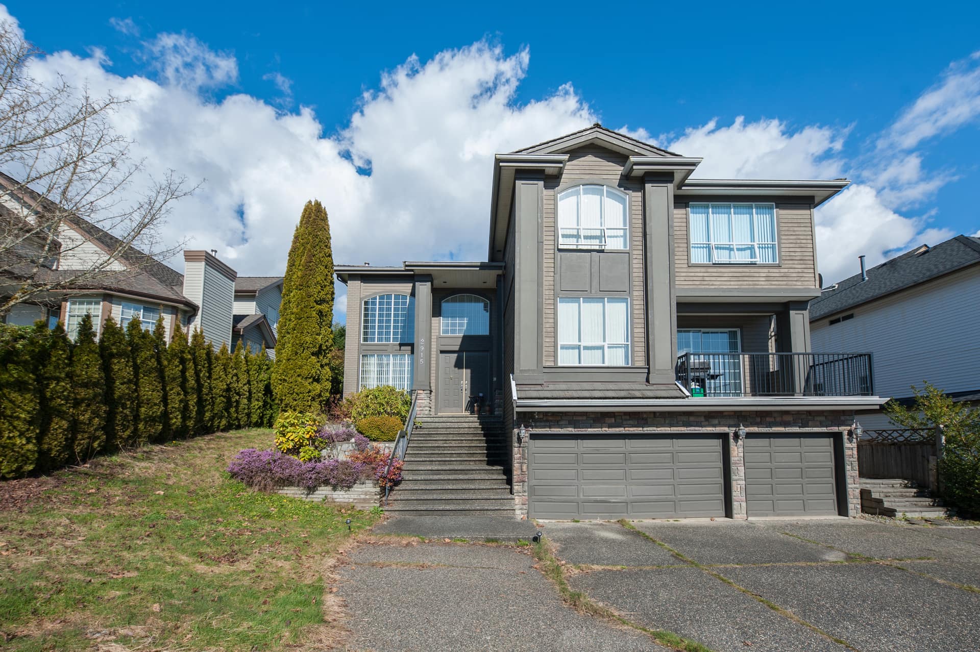 2915 Cliffrose Crescent, Coquitlam BC V3E 2S9(Upper)