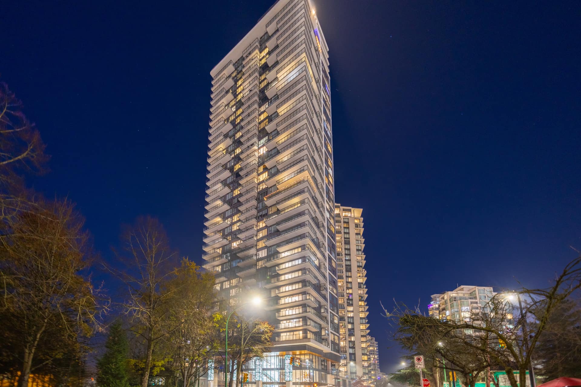 2905-4711 Hazel Street, Burnaby, BC V5H 0J9