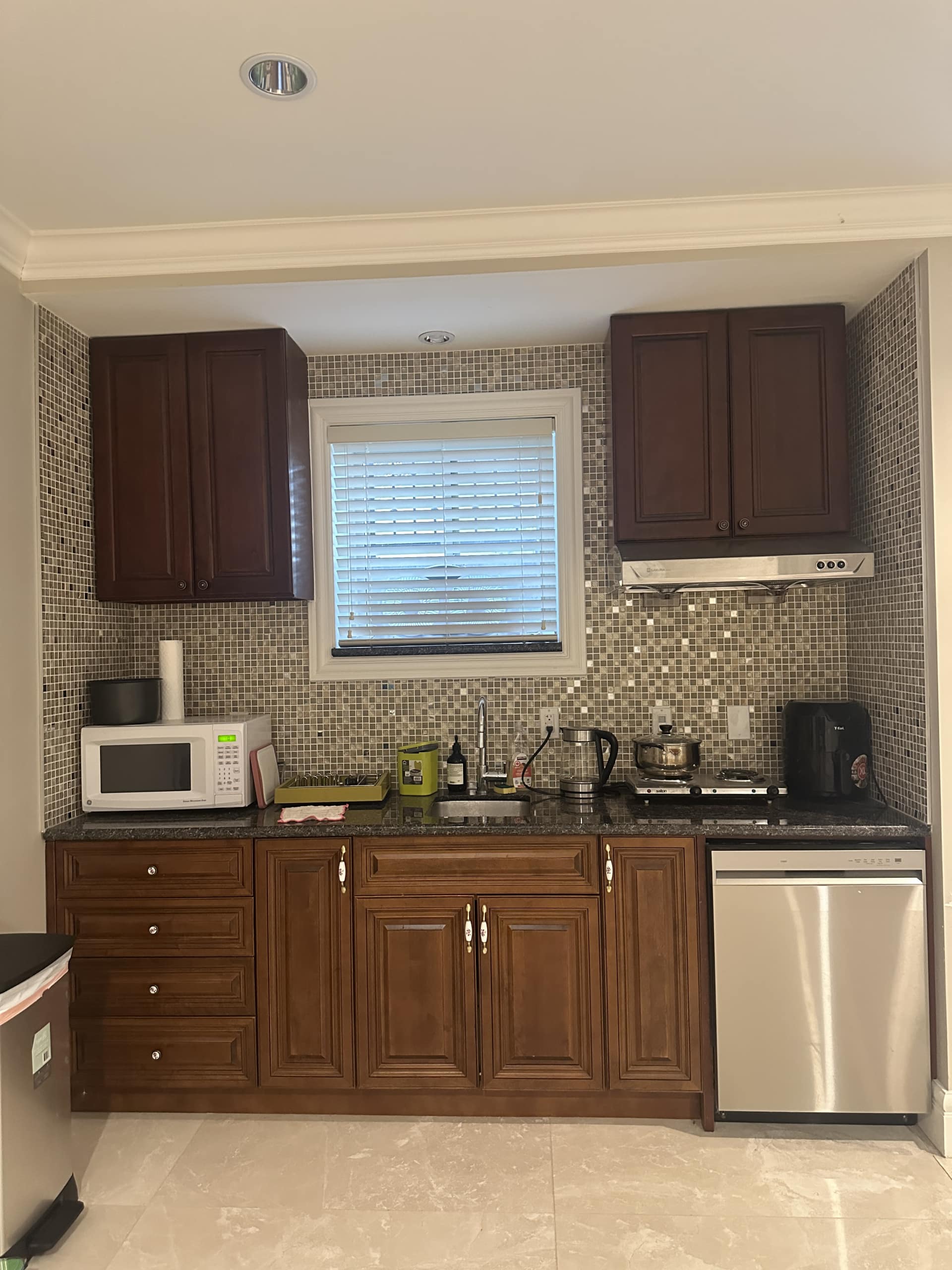 Basement of 2375 W 23rd Avenue, Vancouver, BC V6L 1N5