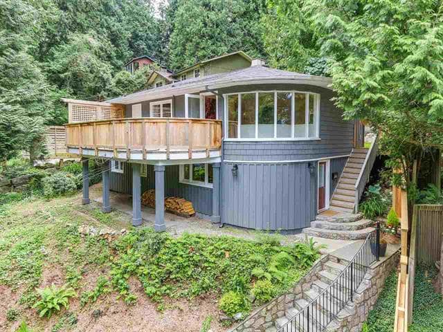 6457 Nelson Avenue, West Vancouver BC V7W 2A5