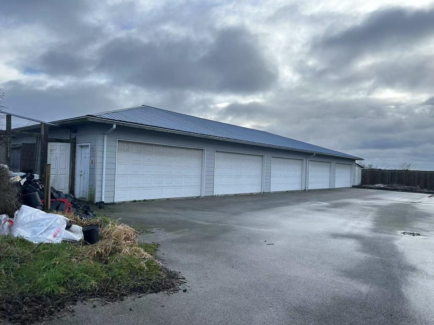 6260 28 Avenue, Delta, BC V4L 2N6( Garages & Barn)