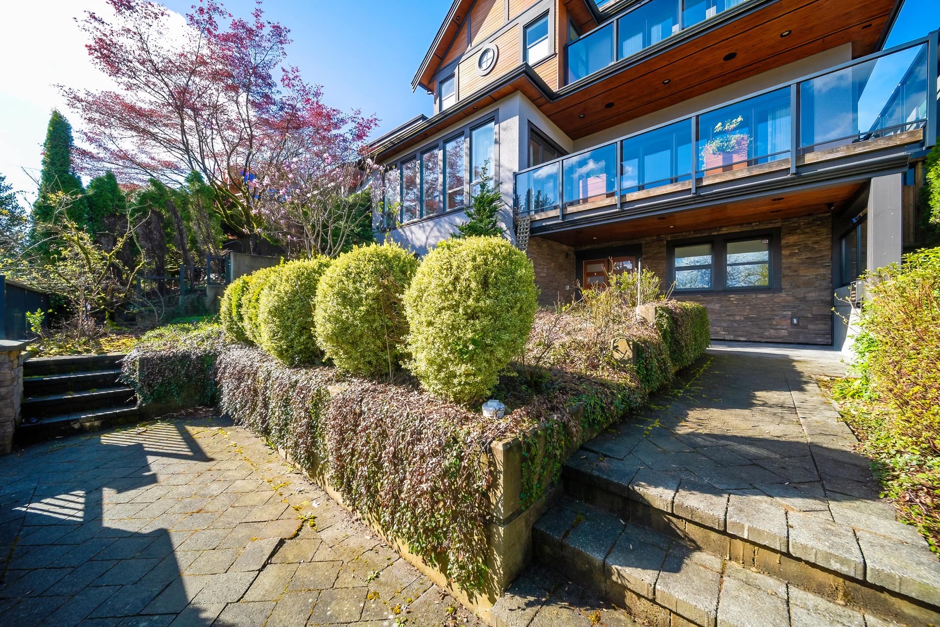 4381 Puget Drive, Vancouver BC V6L 2V7