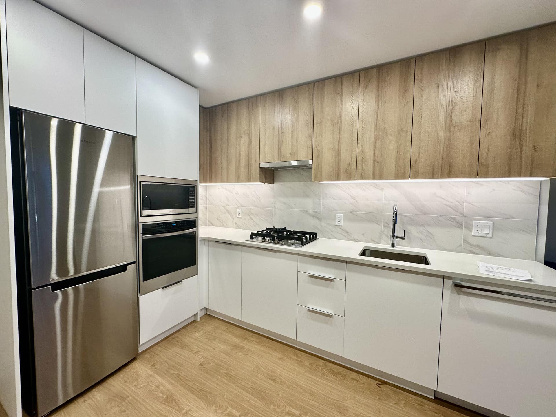 803-13387 Old Yale Road, Surrey BC V3T 0S4