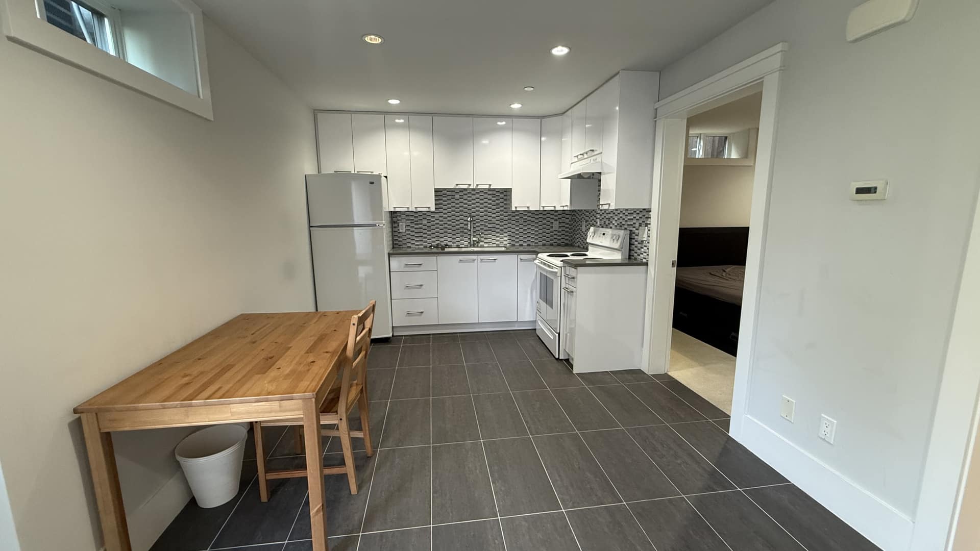 2483 W 19th Avenue, Vancouver BC V6L 1C8