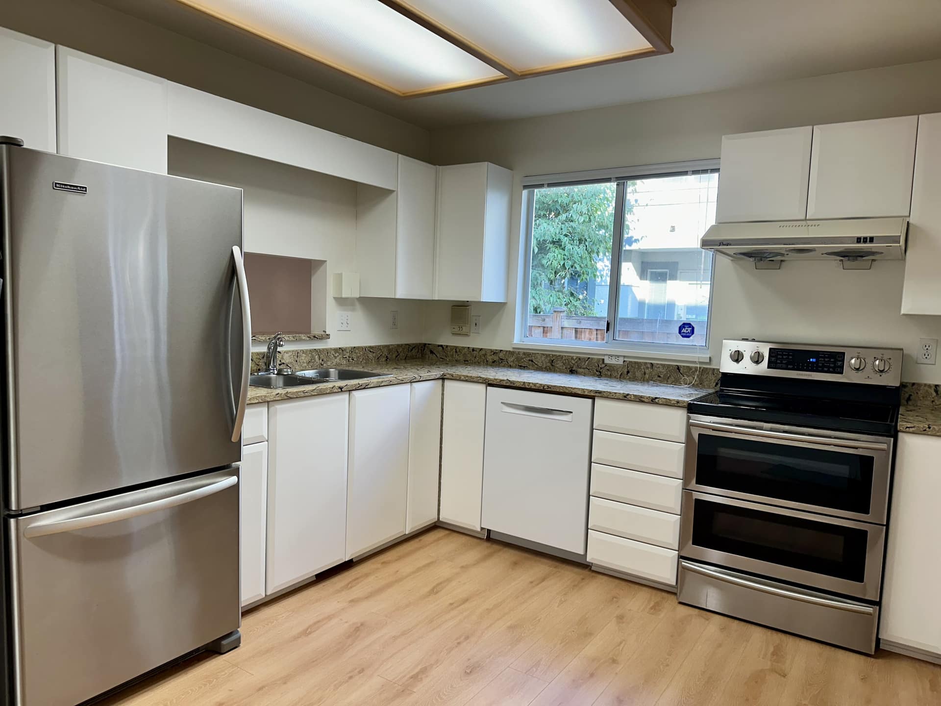 11-8031 General Currie Road, Richmond, BC V6Y 1L9