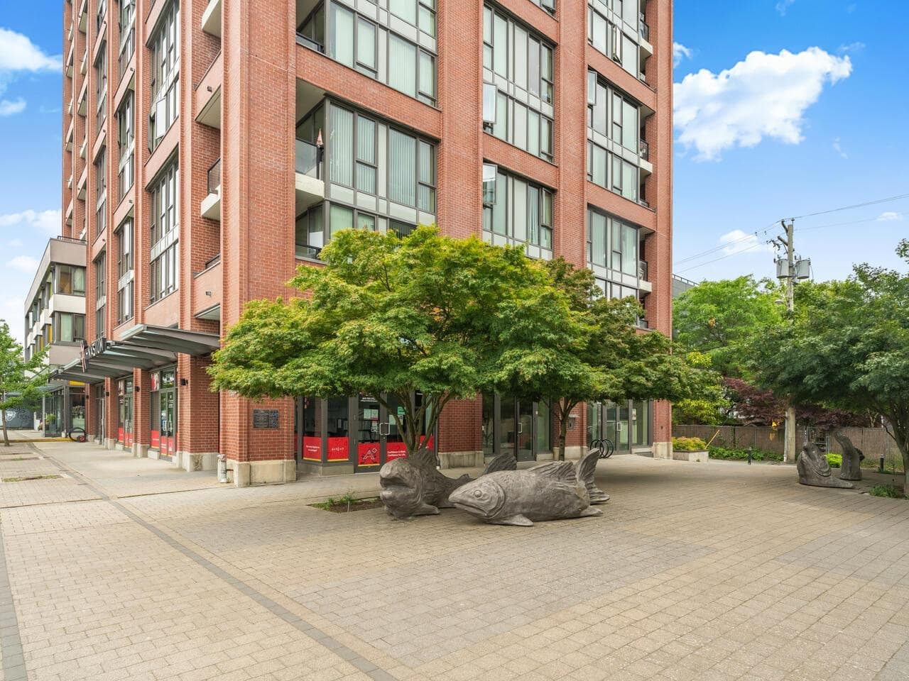 216-2689 Kingsway, Vancouver East BC V5R 0C3