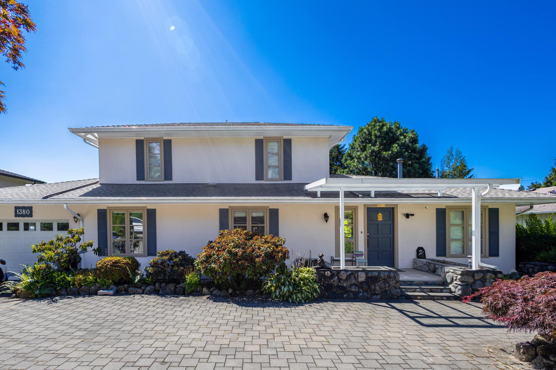 1380 Queens Avenue, West Vancouver BC V7T 2H9