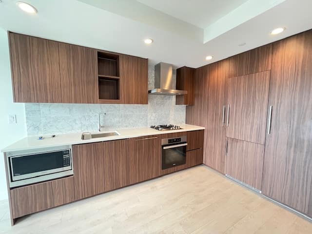 1415-1768 Cook Street, Vancouver BC V5Y 3J6