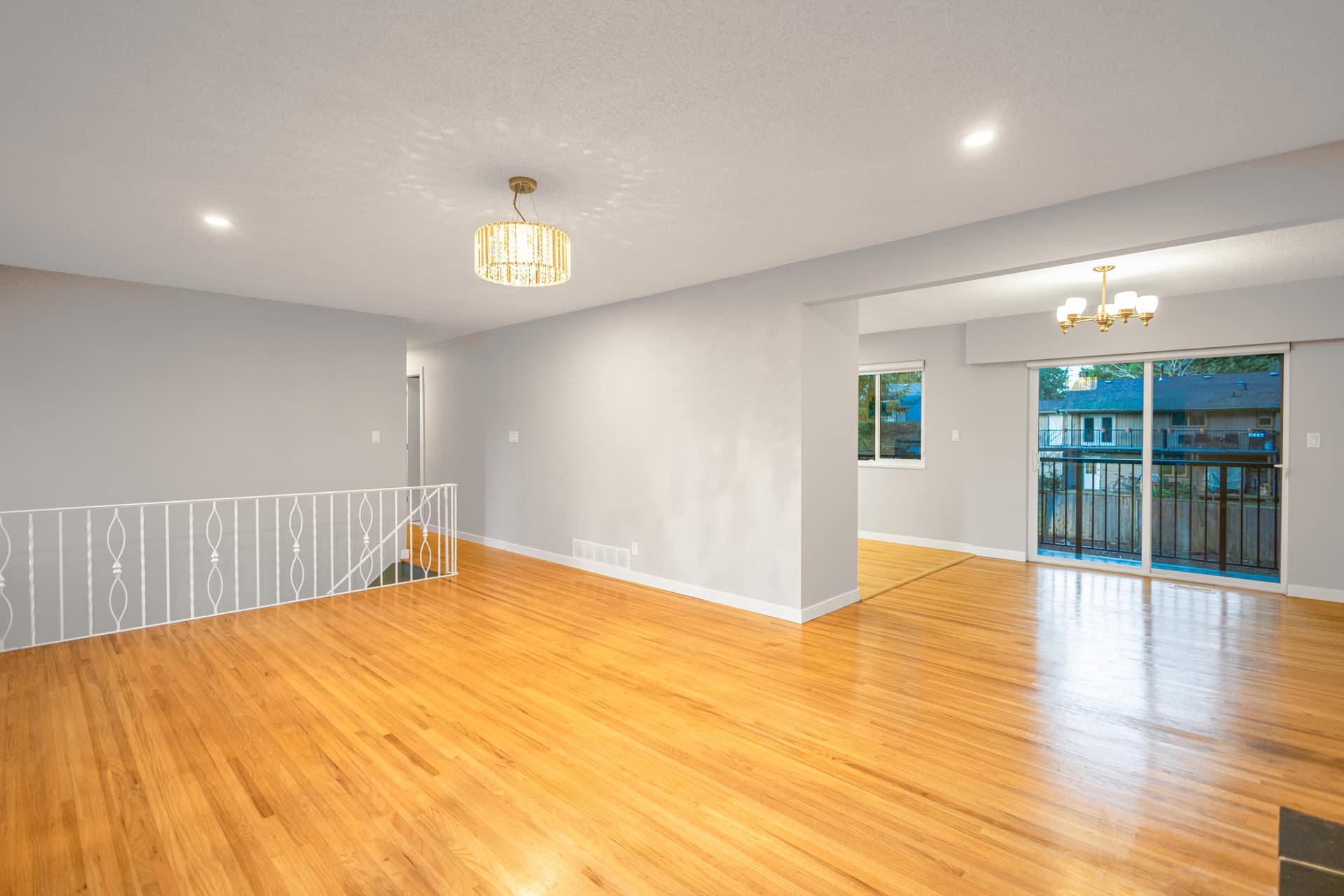 2555 Tuohey Avenue, Port Coquitlam BC V3B 1X6 (Upper floor)