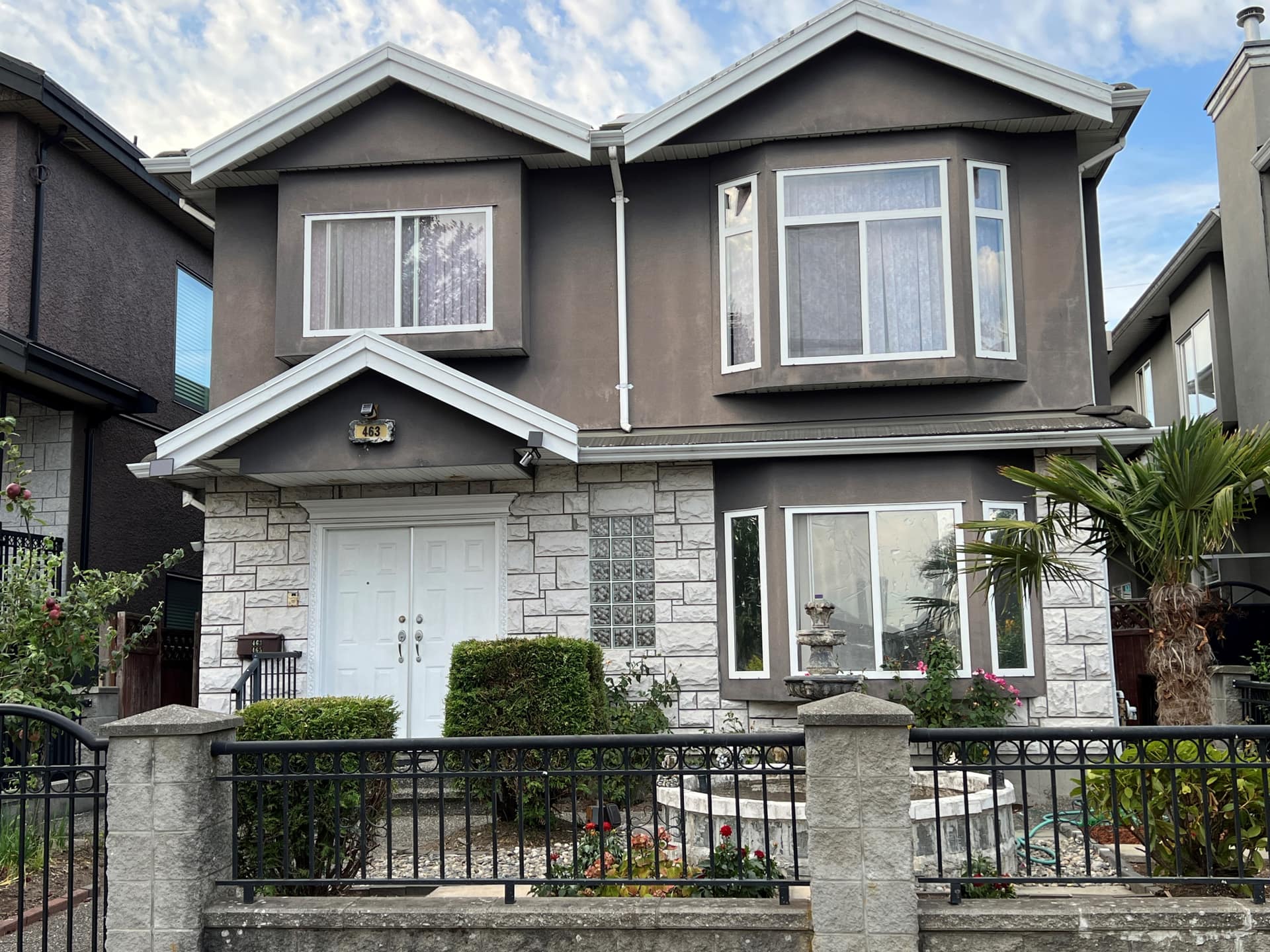 465 E 56th Avenue, Vancouver BC V5X 1R5
