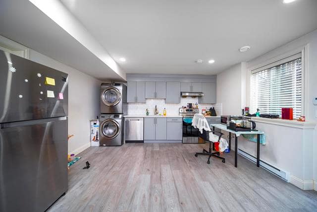 Basement – 2587 163A Avenue, Surrey, BC V3Z 6X7