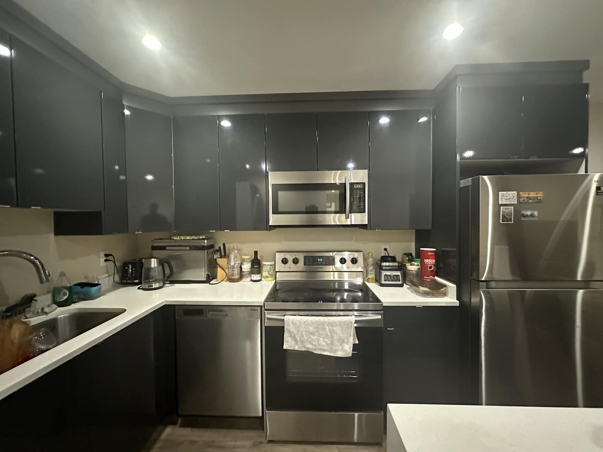 1740 Howard Avenue, Burnaby BC V5B 3S4