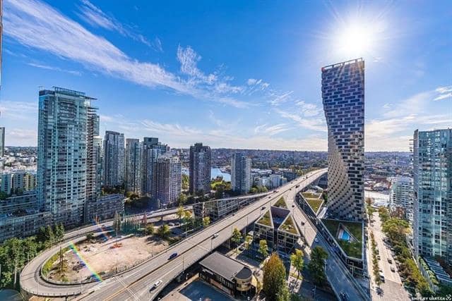 1480 Howe St #503, Vancouver, BC V6Z 0G5