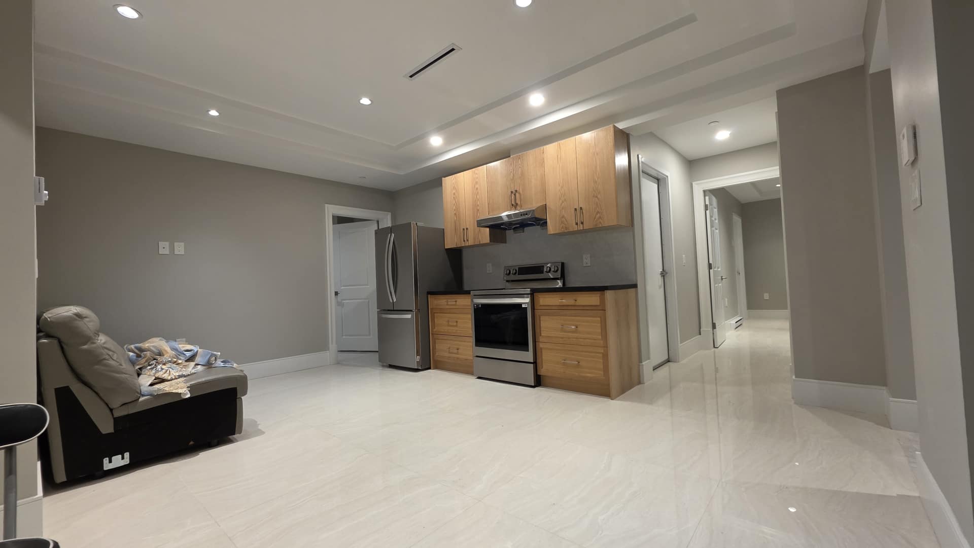 2962 Crown St, Vancouver, BC V6R 3W3
