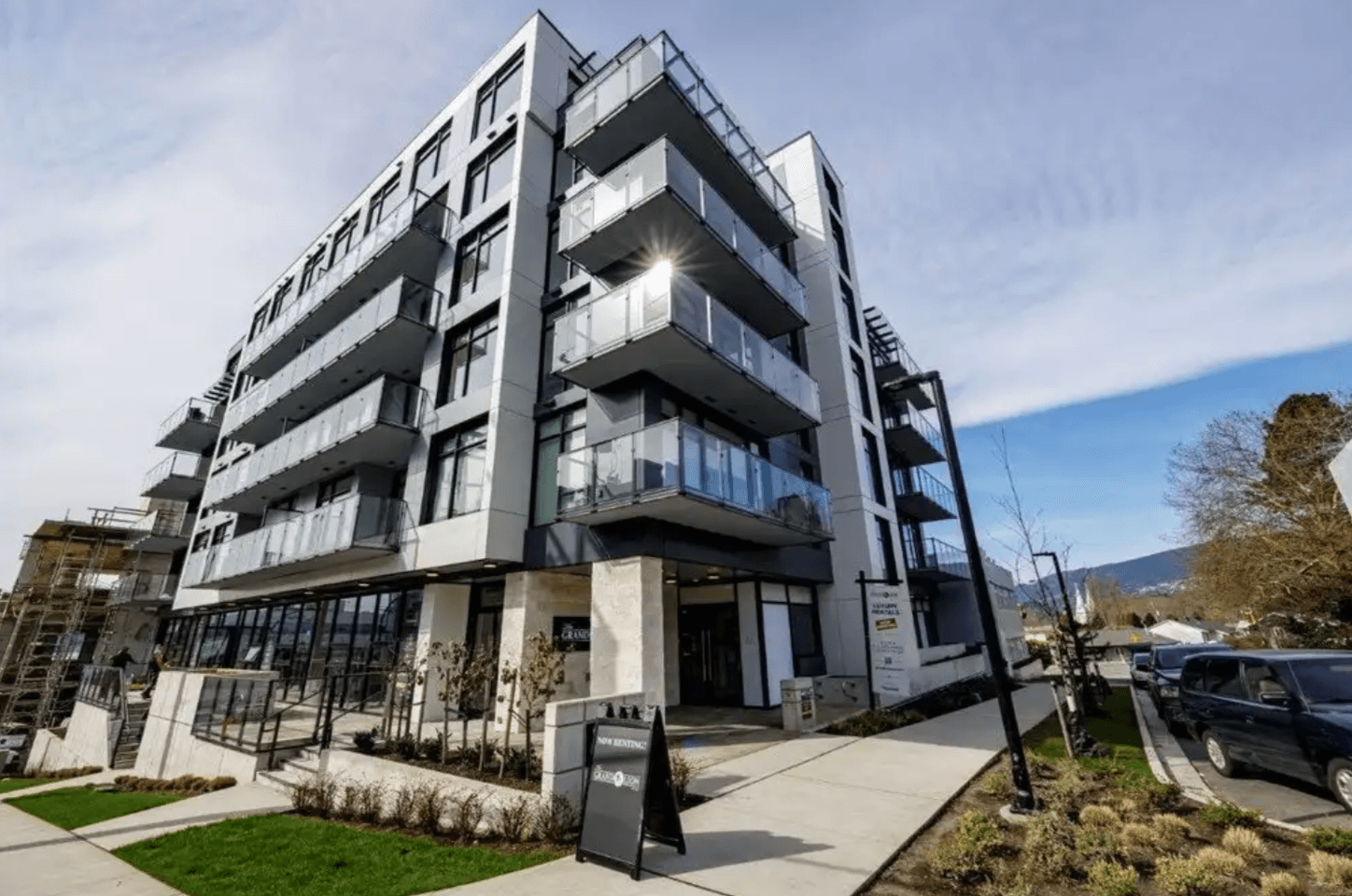 506-311 West 1st Street #, North Vancouver, BC V7M 1B5, CA