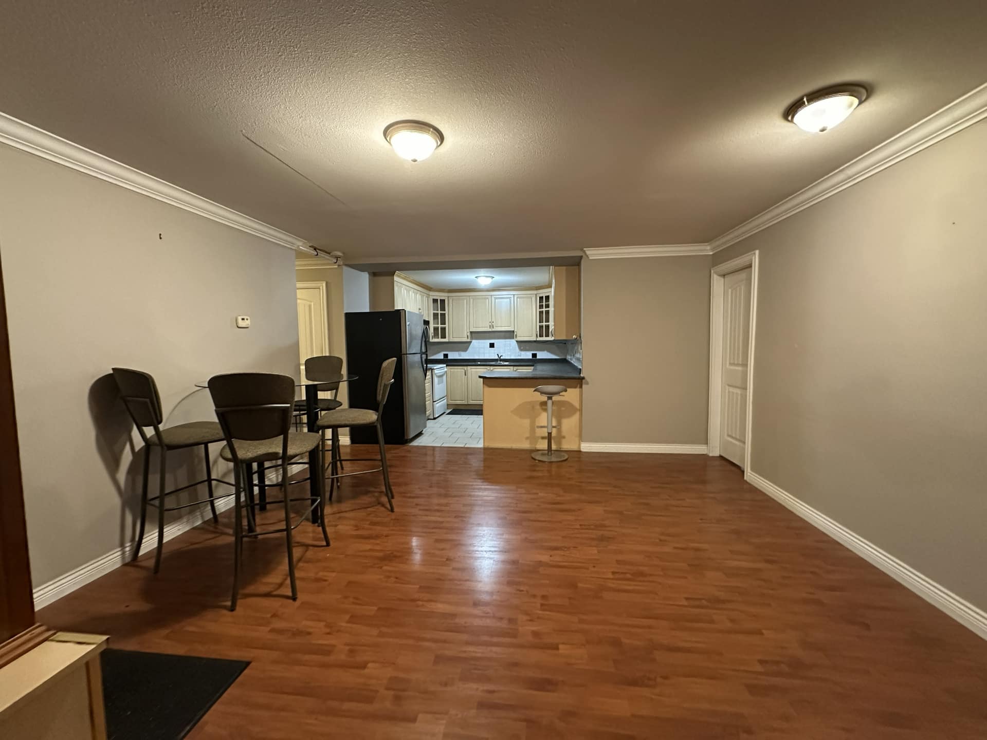 2886 Norman Ave, Coquitlam, BC V3C 2L8