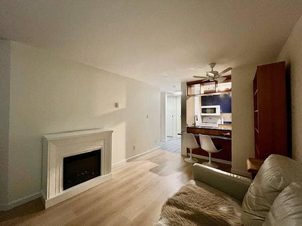 613-1040 Pacific Street, Vancouver, BC V6E4C1
