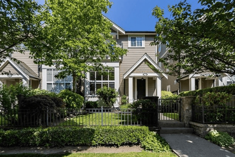 3268 156 A St #17, Surrey, BC