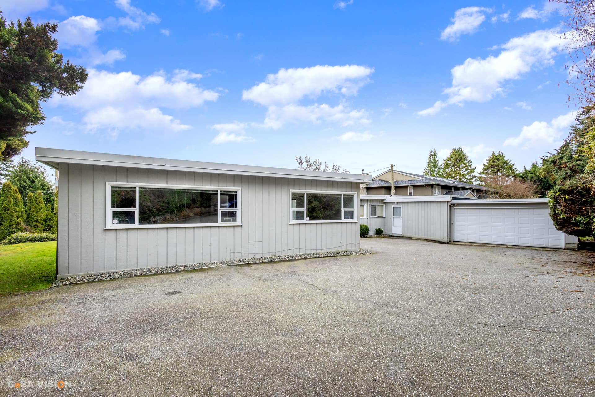 915 Eyremount Drive, West Vancouver, BC