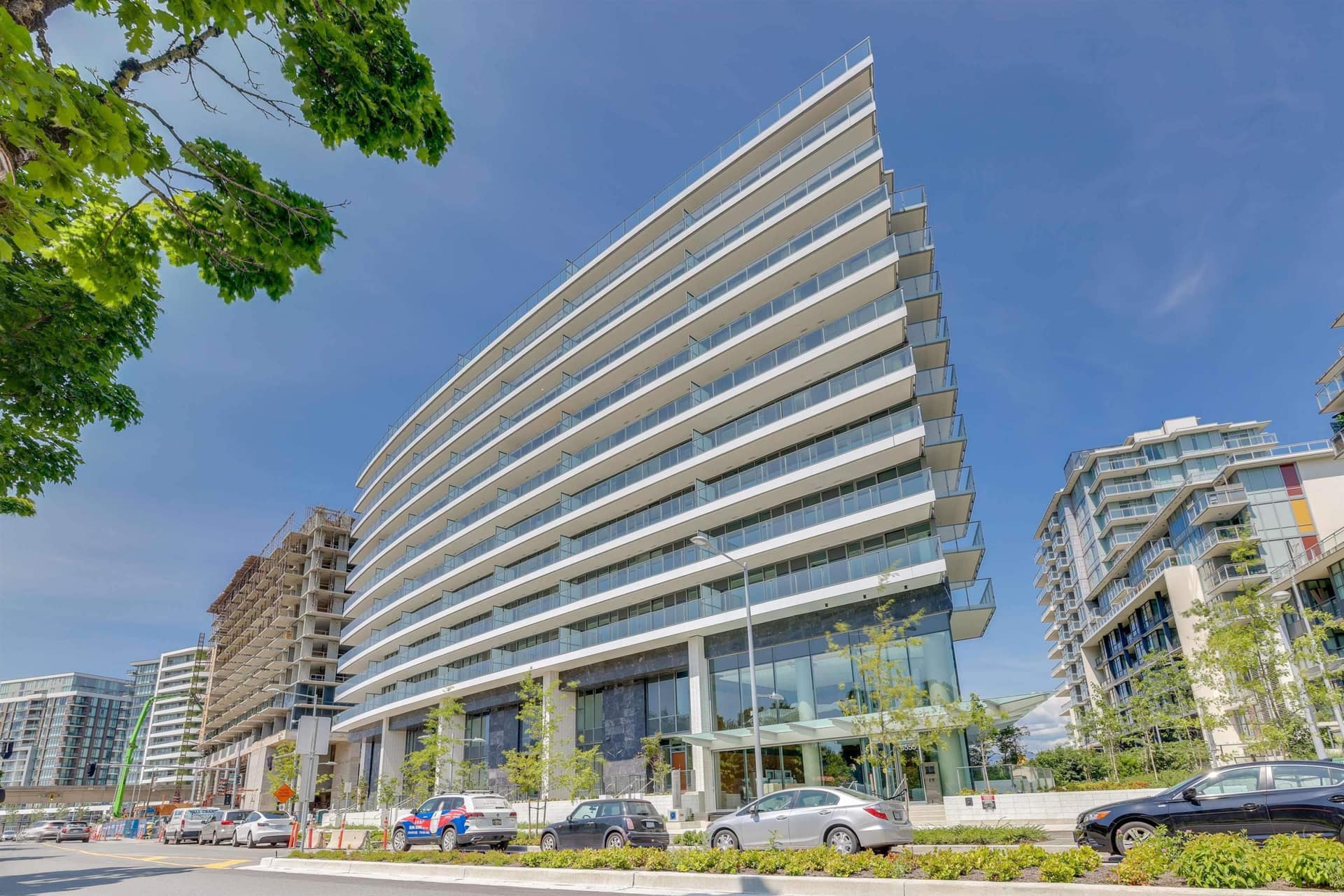 8555 Capstan Way #910, Richmond, BC
