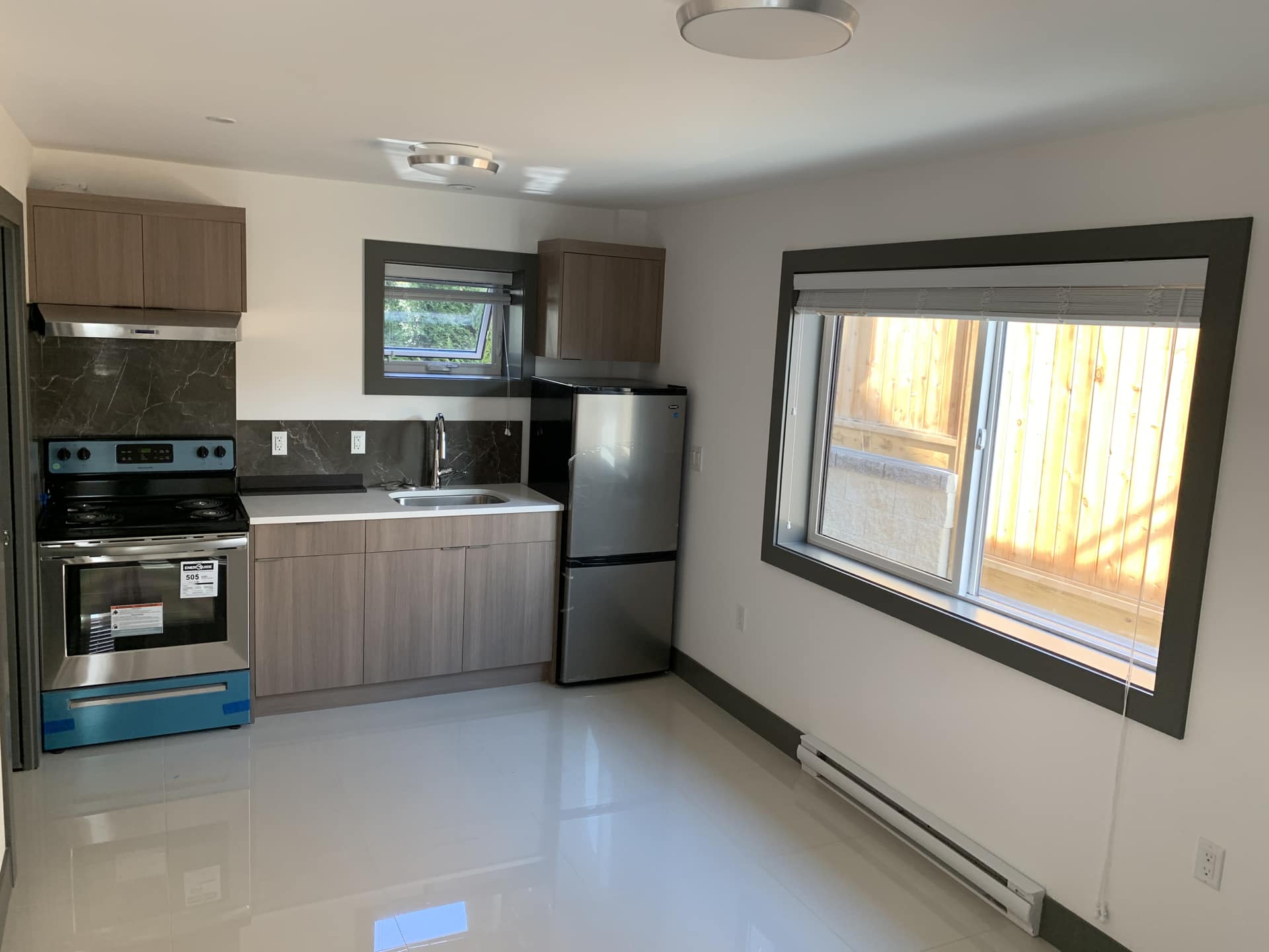 18X6 East 63rd Avenue, Vancouver, BC