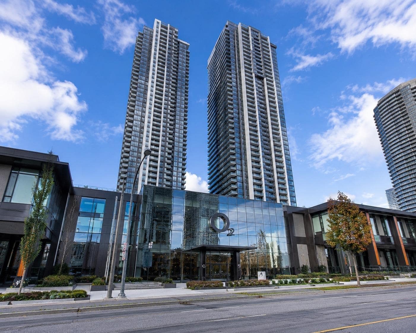 1306-6608 Sussex Avenue Burnaby, BC