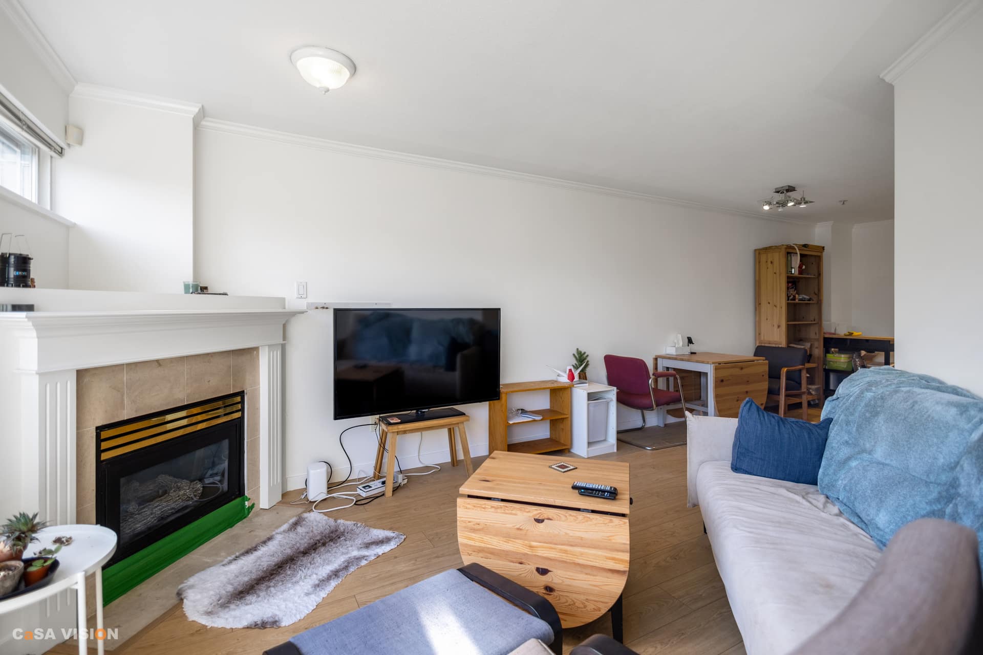 2238 Kingsway #226, Vancouver, BC V5N 2T7