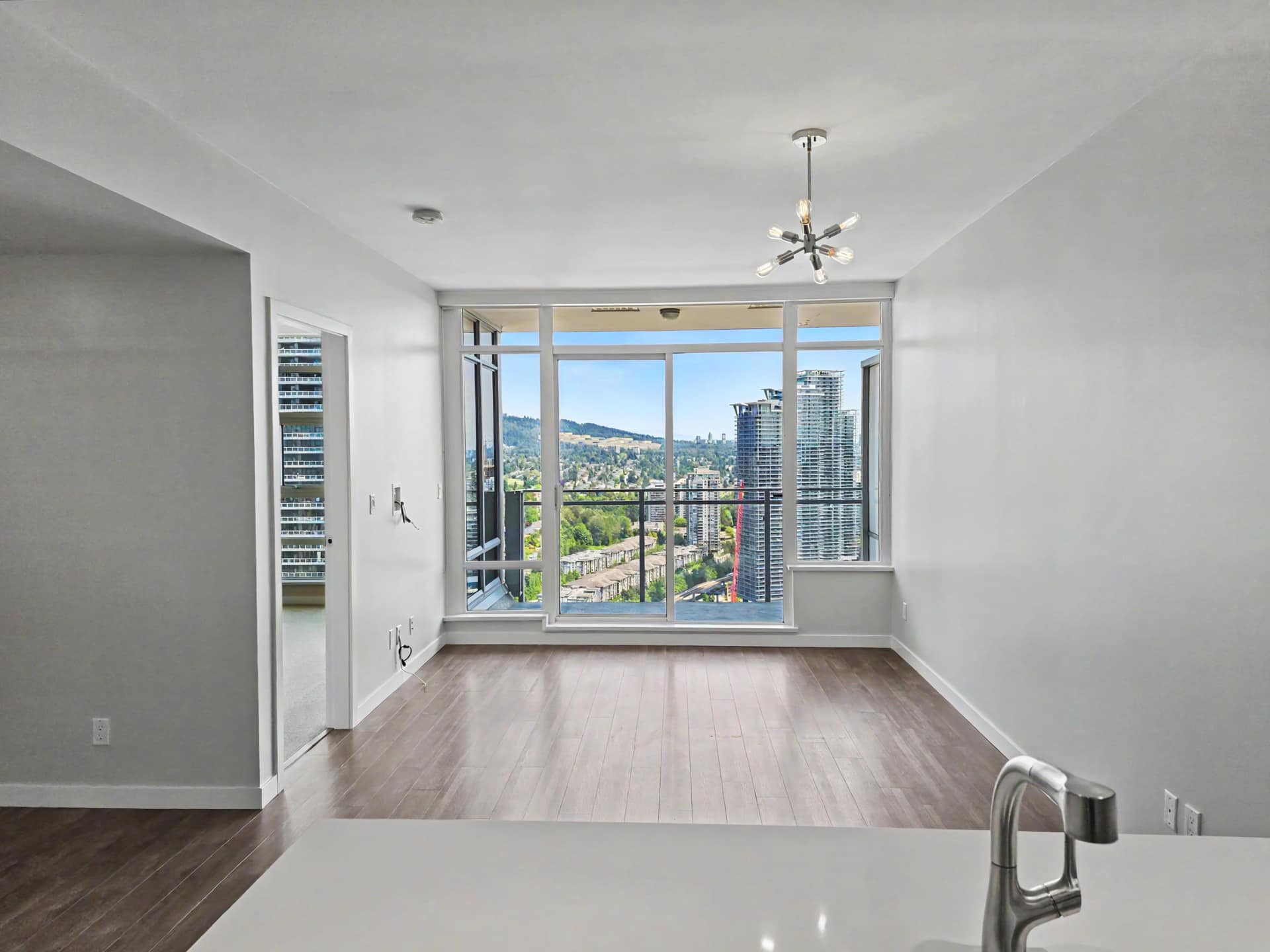 3207 4485 Skyline Drive, Burnaby, BC
